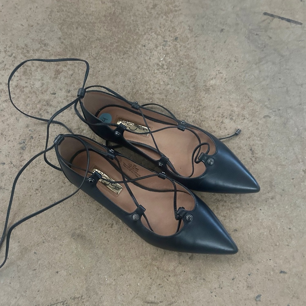 Halogen black‎ lace up flats